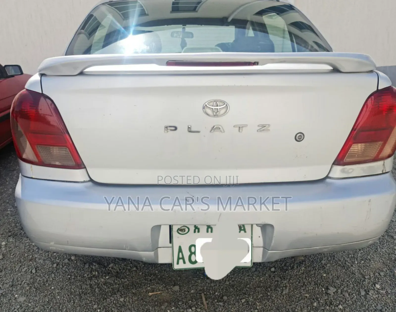 Toyota Platz 2001 Silver