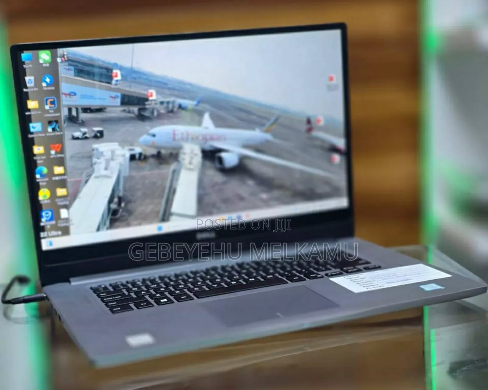 New Laptop Dell Inspiron 11 3000 8GB Intel Core I5 SSD 500GB