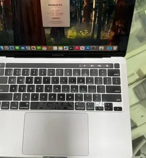 New Laptop Apple MacBook Pro 2020 M1 8GB Apple M1 SSD 256GB