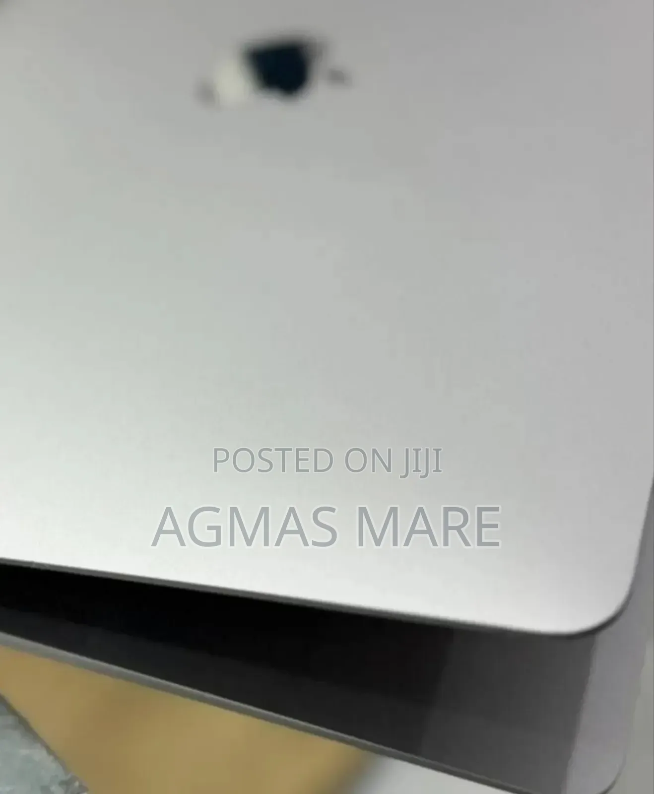 New Laptop Apple MacBook Air 2020 M1 8GB Apple M1 SSD 256GB