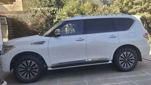 Nissan Patrol 2018 Off white