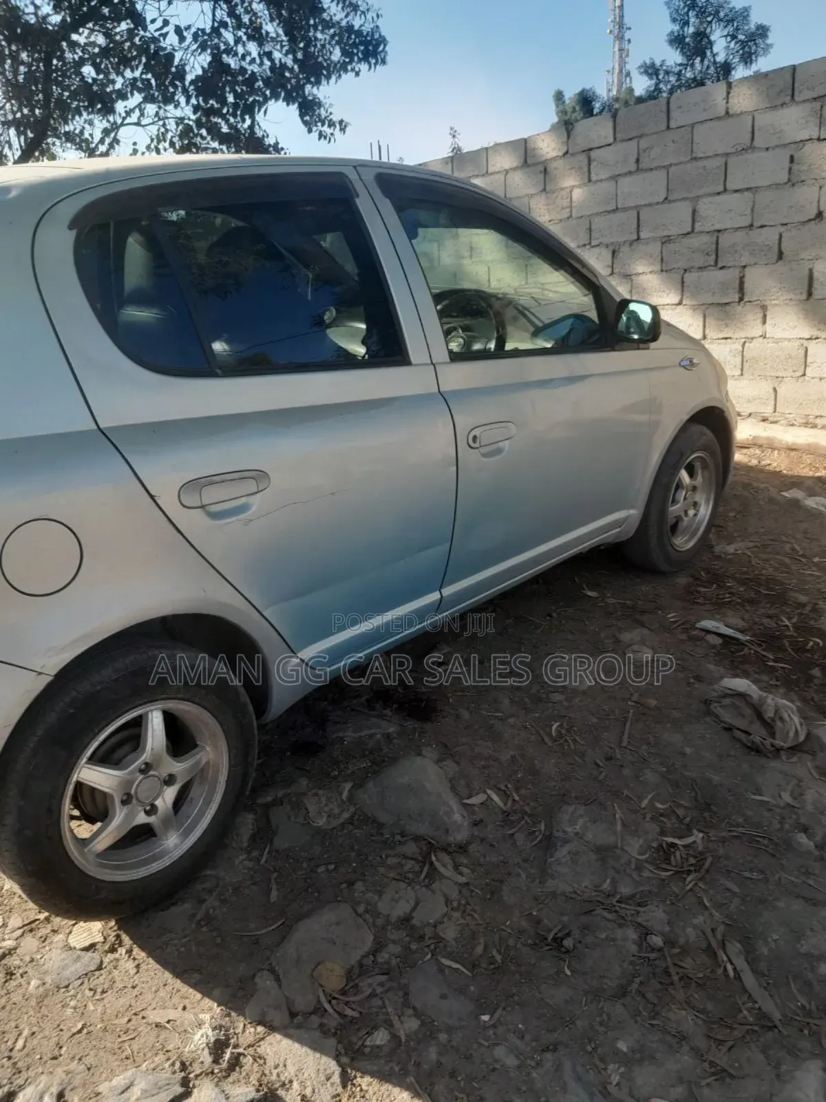 Toyota Vitz 2004 Blue