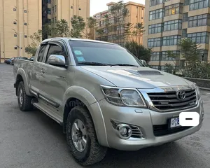 Toyota Hilux 2013 Gold