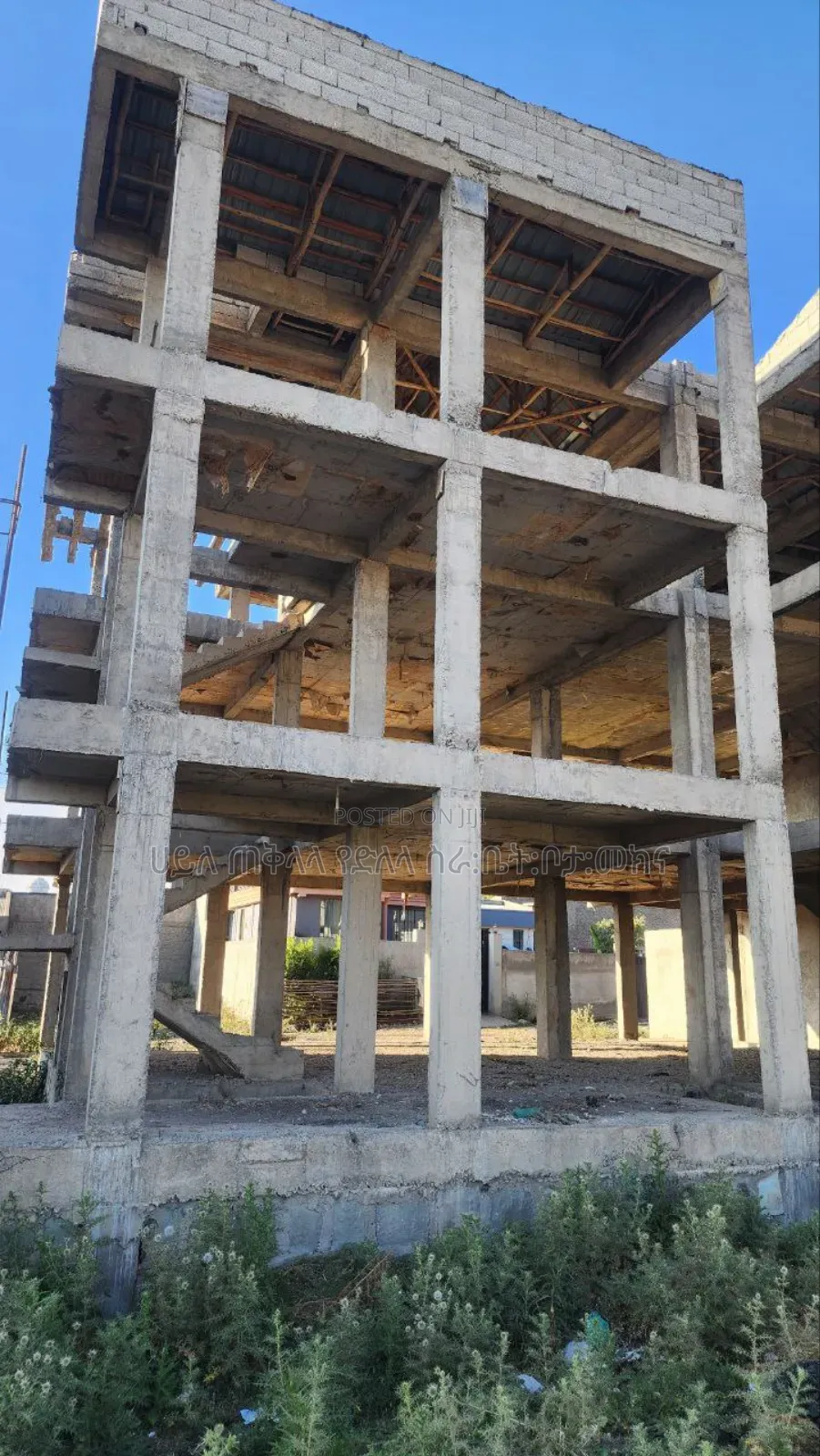 6bdrm Townhouse/Terrace In Legetafo Area, Oromia-finfinne For Sale