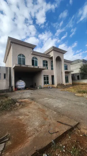 Furnished 6bdrm Townhouse/Terrace for sale