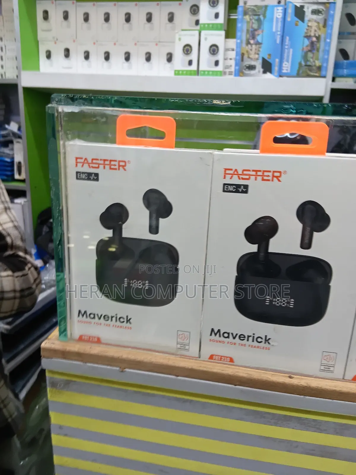 Faster Maverick Wireless Earbuds