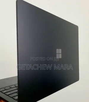 New Laptop Microsoft Surface 16GB Intel Core I7 SSD 512GB
