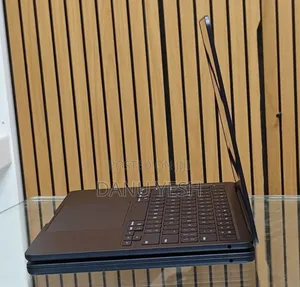 New Laptop Apple MacBook Air 2025 M4 13-Inch 16GB Apple M4 SSD 256GB