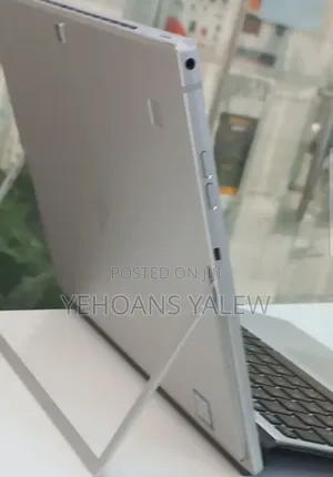 New Laptop HP Elite X2 1012 G2 16GB Intel Core I5 SSD 512GB