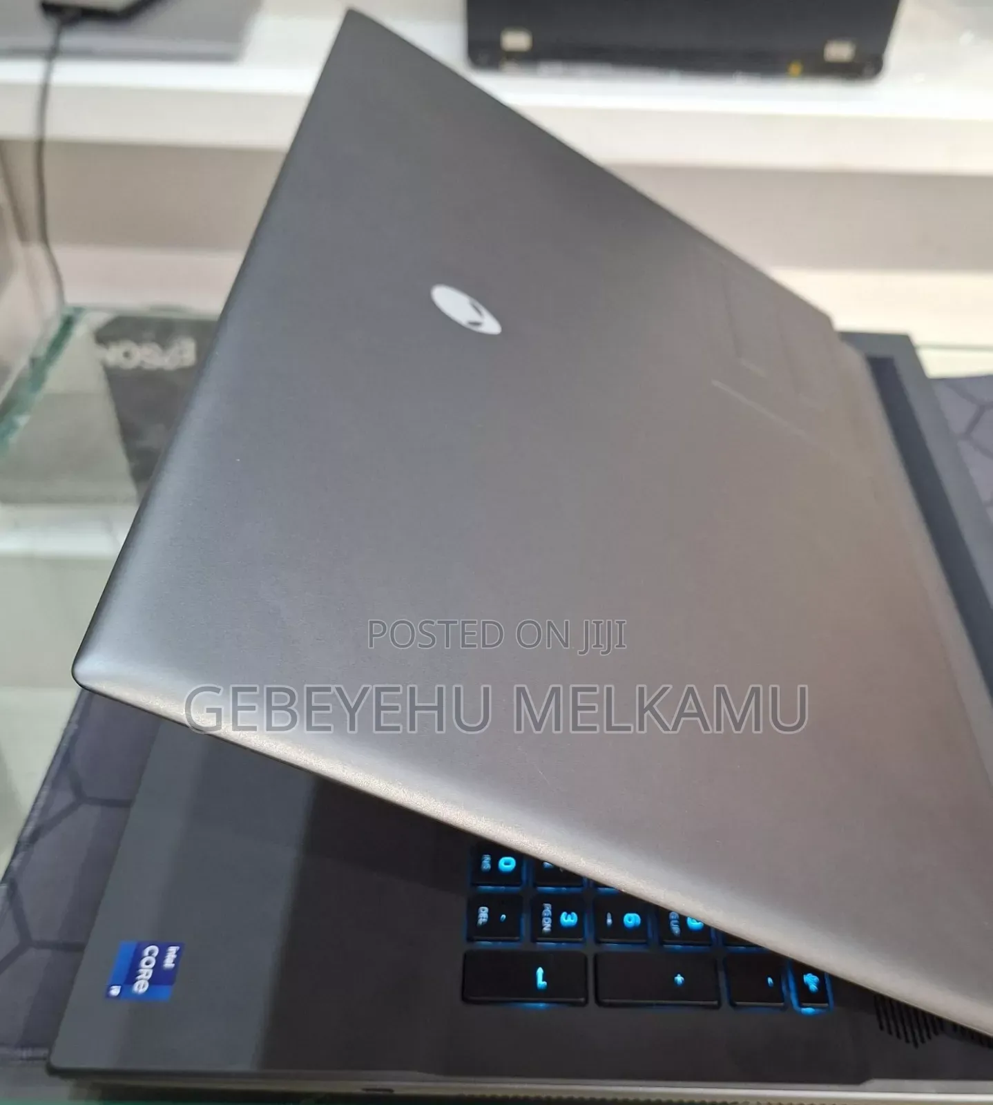 New Laptop Alienware M17x R2 32GB Nvidia SSD 1T