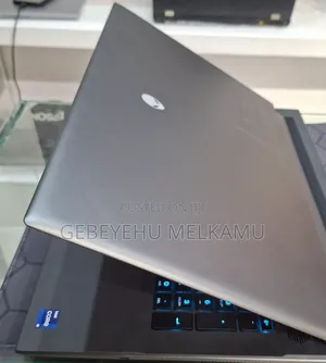 New Laptop Alienware M17x R2 32GB Nvidia SSD 1T