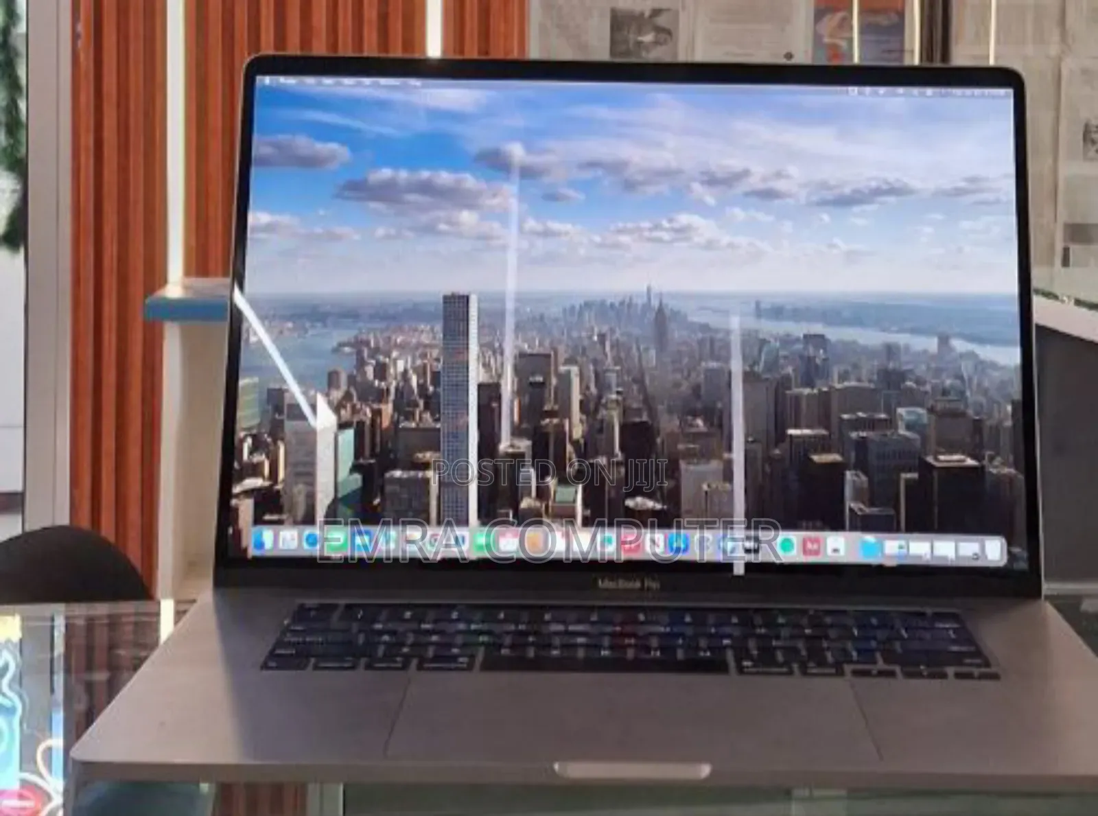 New Laptop Apple MacBook Pro 2019 32GB Intel Core I7 SSD 512GB