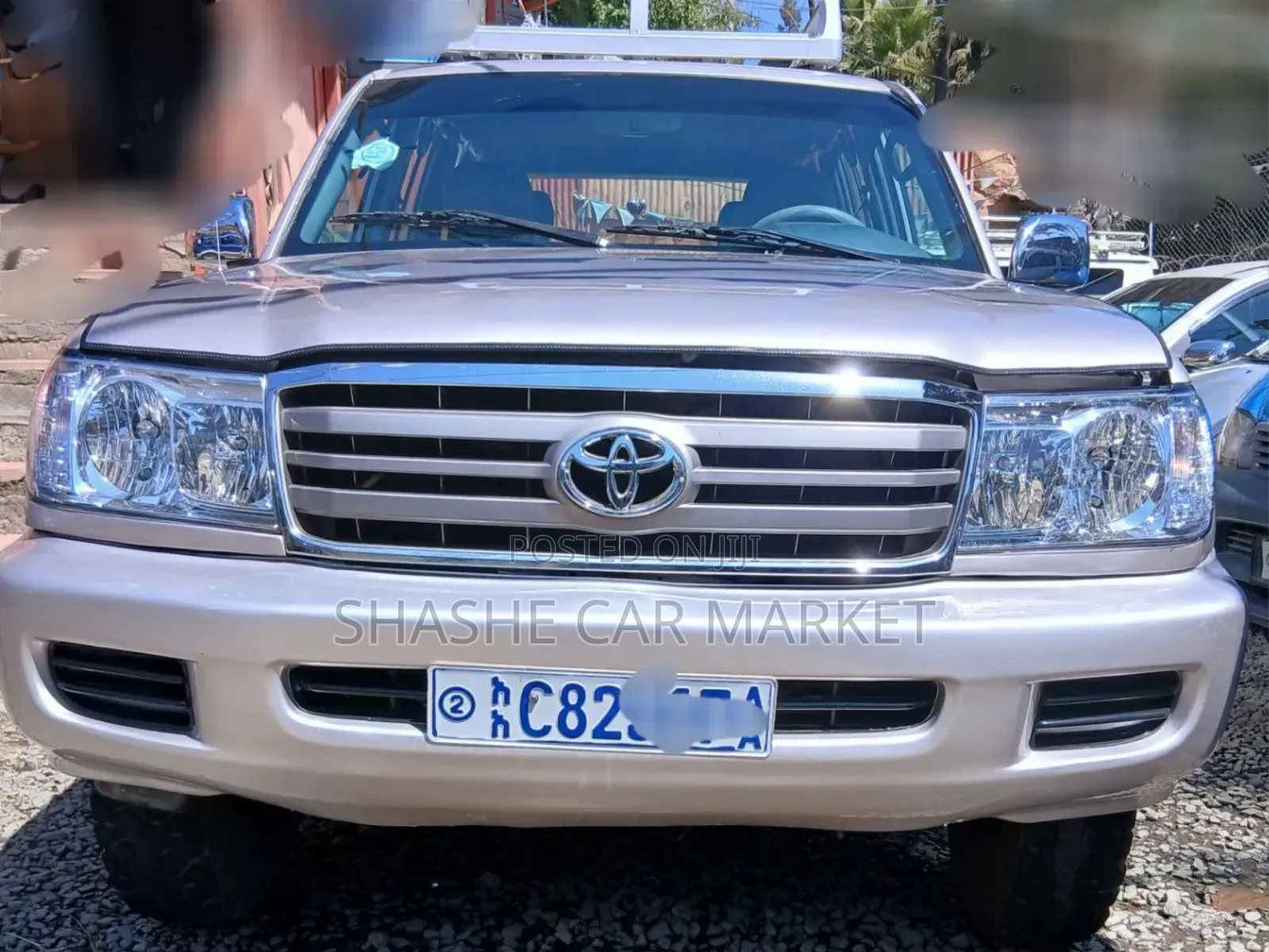 Toyota Land Cruiser 2000 Silver