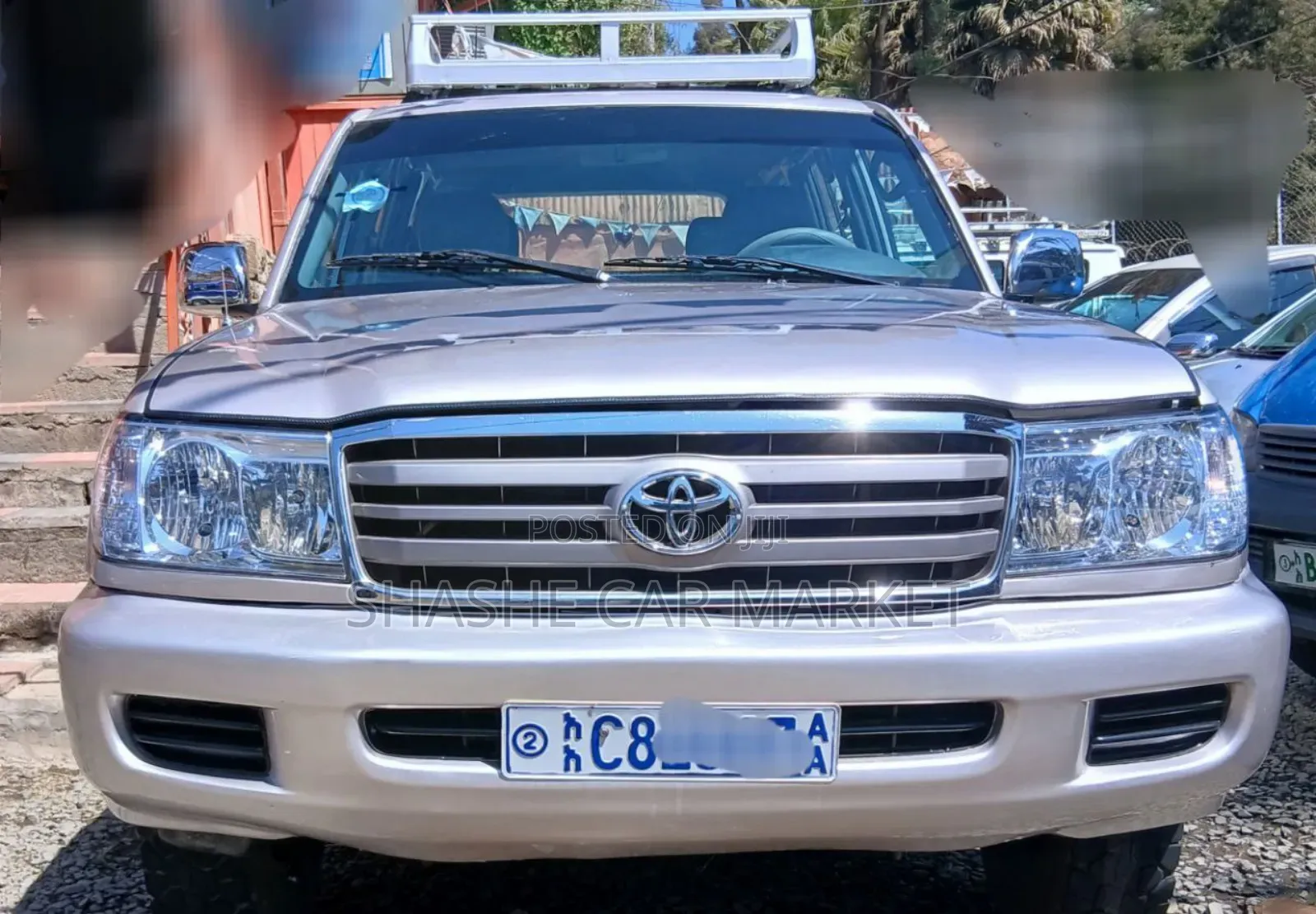 Toyota Land Cruiser 2000 Silver