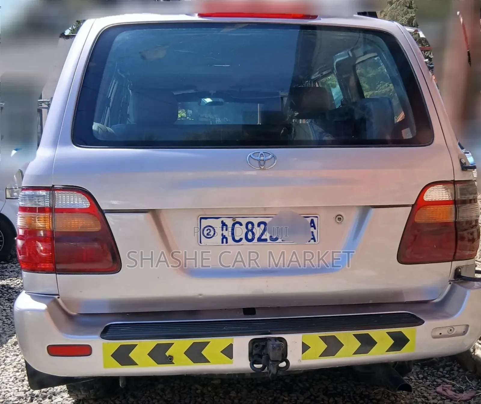 Toyota Land Cruiser 2000 Silver