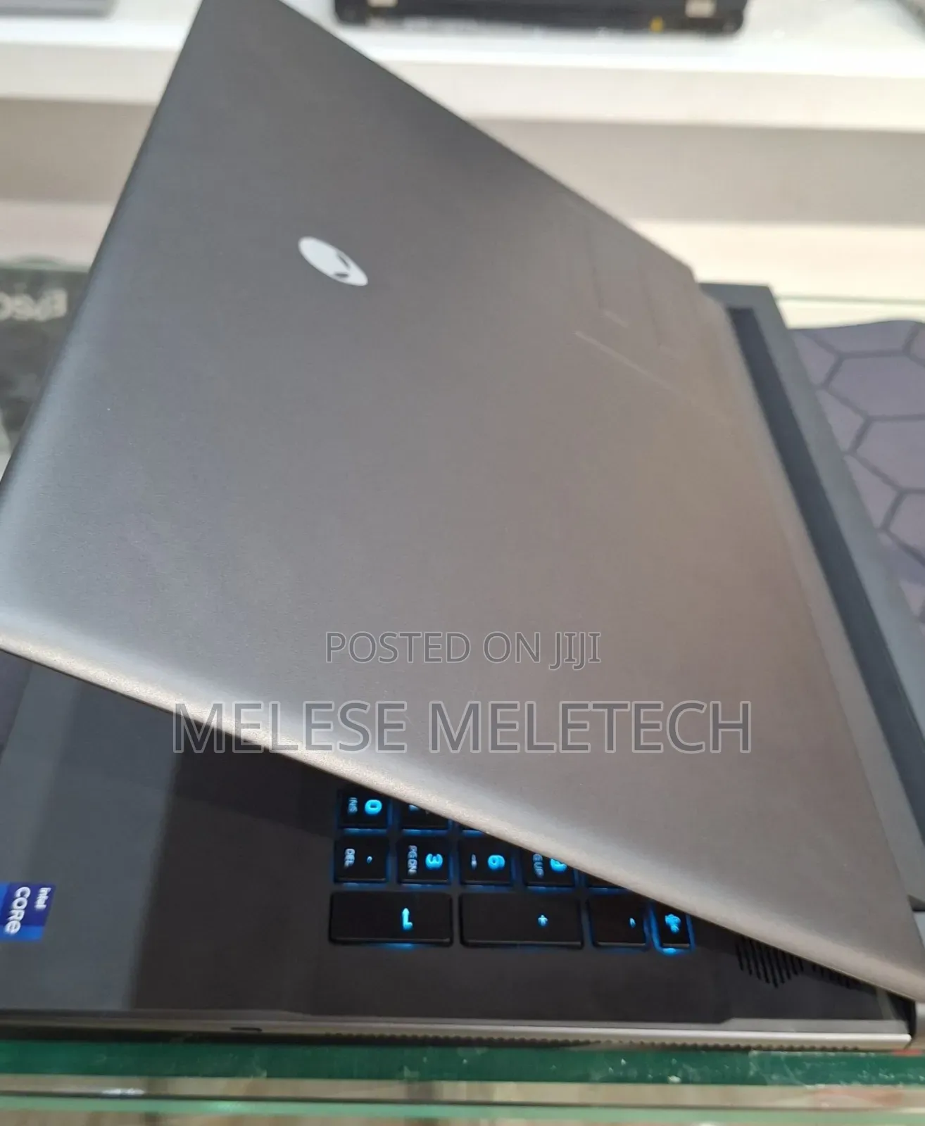 New Laptop Alienware M17x R2 32GB Intel Core I9 SSD 1T