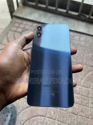 Samsung Galaxy A05 64 GB Black