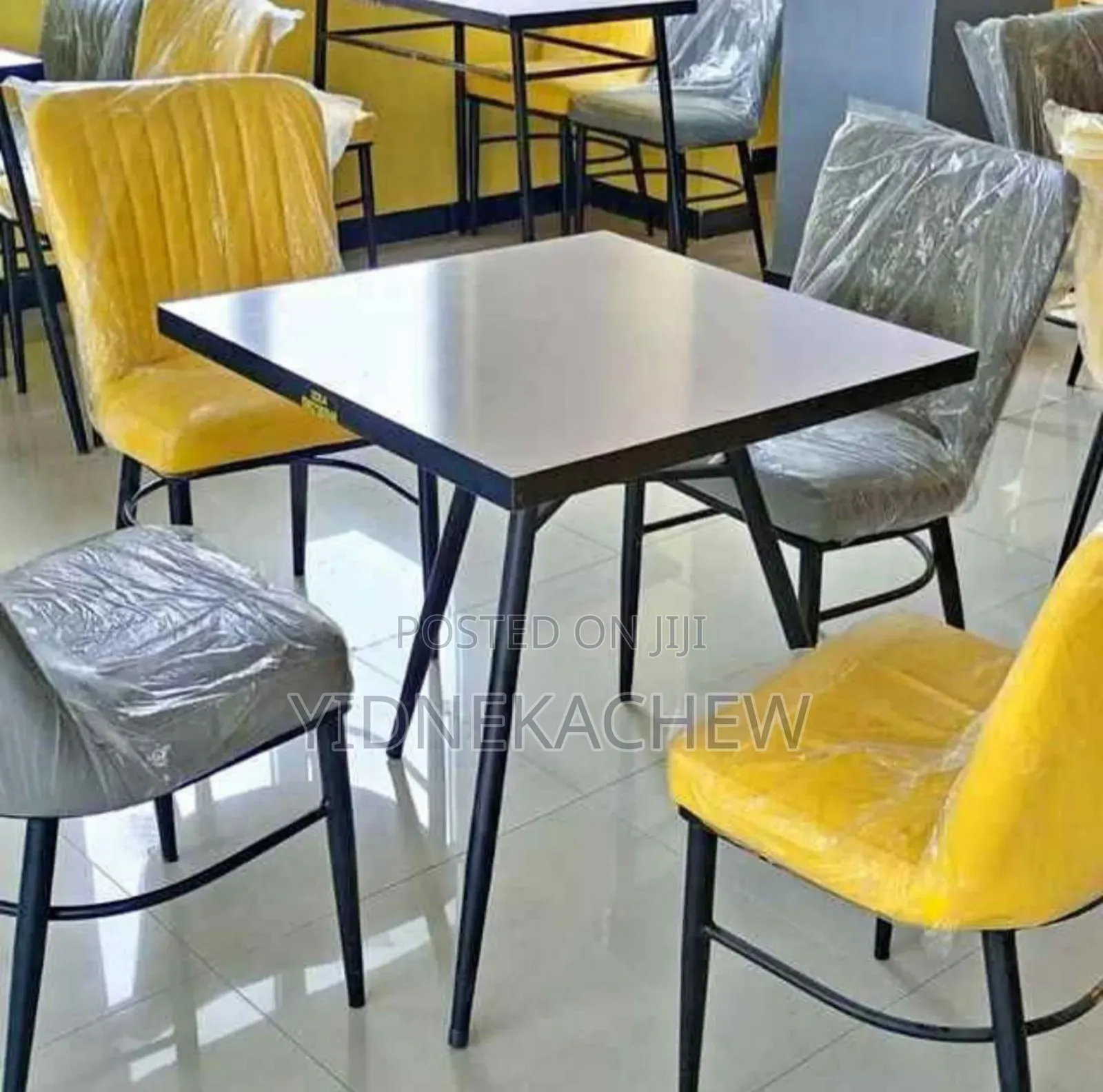 የ Cafe Restusrant ወንበር እና ጠረጴዛ