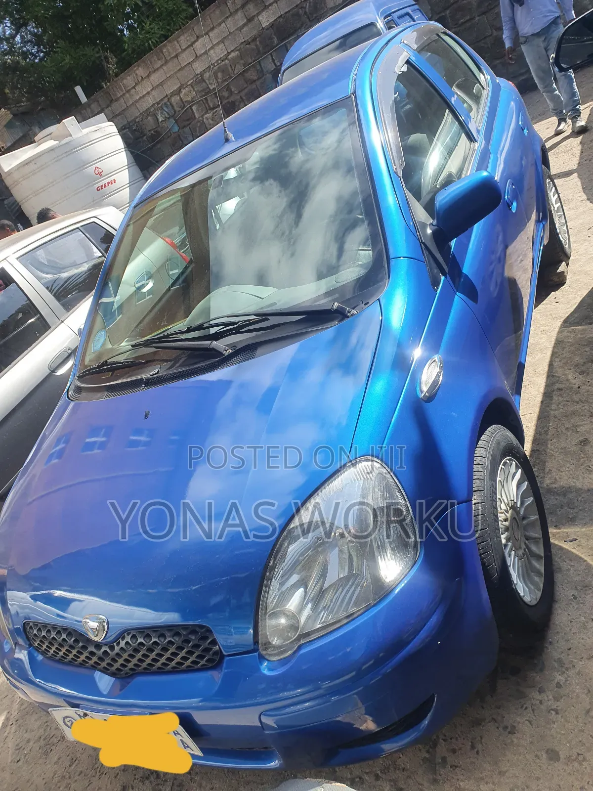 Toyota Vitz 2002 Blue