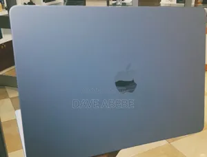 New Laptop Apple MacBook Air 2025 M4 13-Inch 16GB Apple M4 SSD 256GB