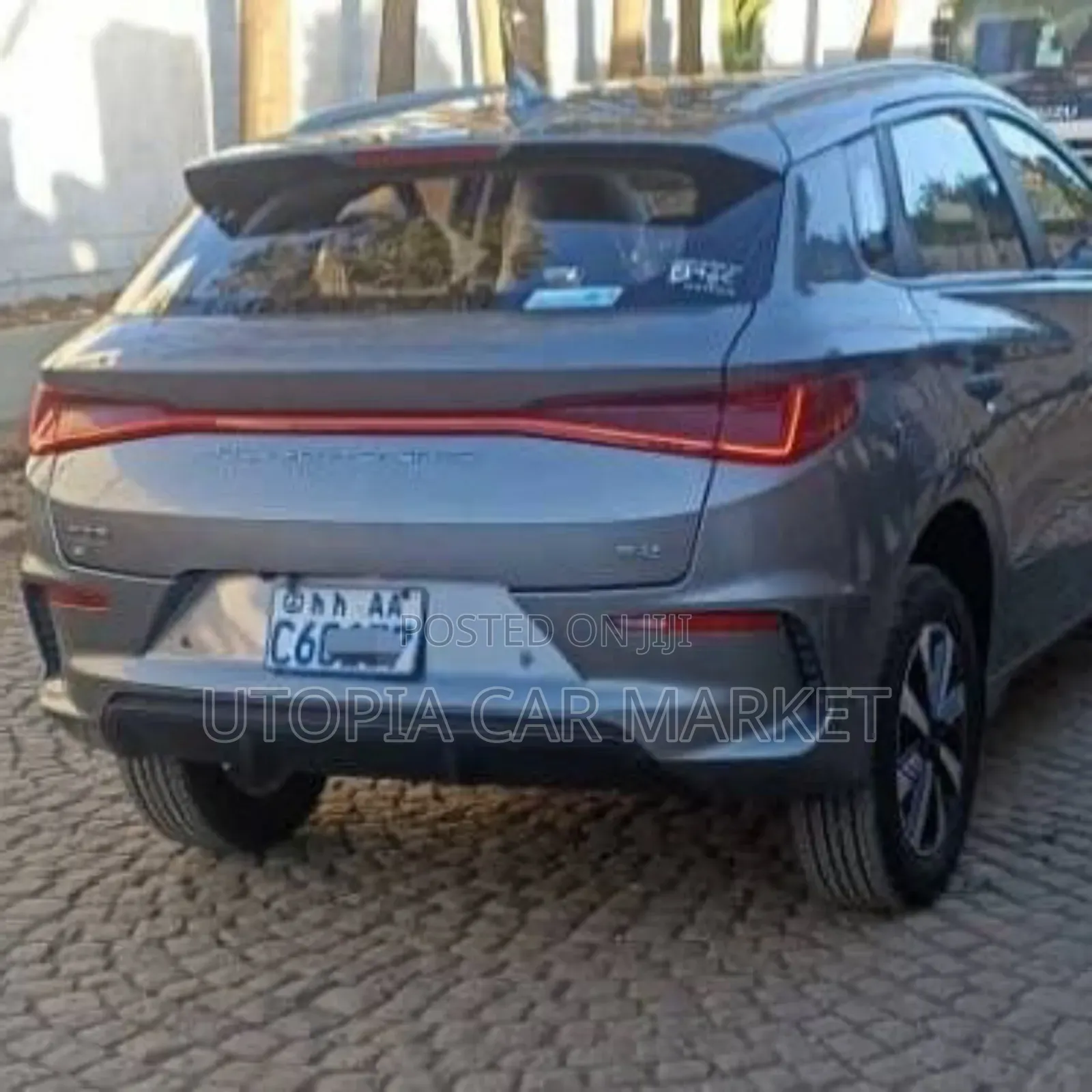 BYD E2 43 kWh 94 hp FWD 2025 Silver