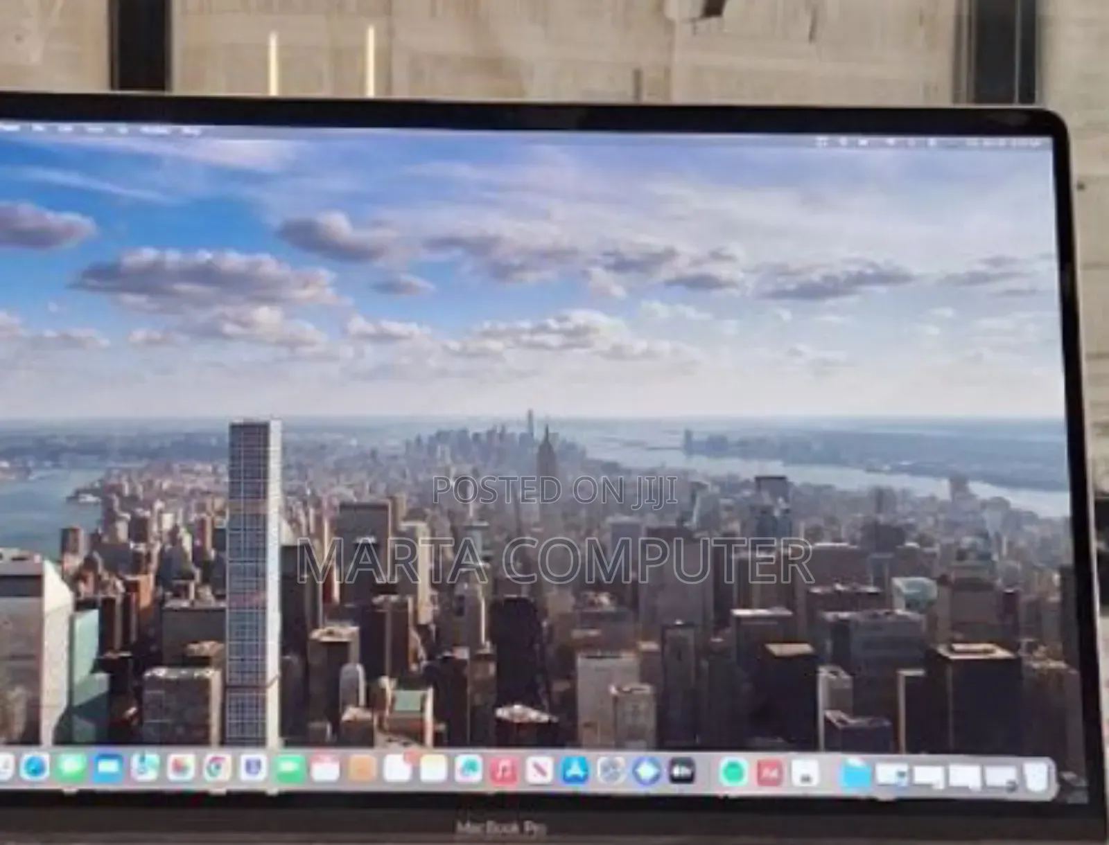 New Laptop Apple MacBook Pro 2019 32GB Intel Core I7 SSD 512GB