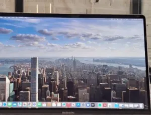 New Laptop Apple MacBook Pro 2019 32GB Intel Core I7 SSD 512GB