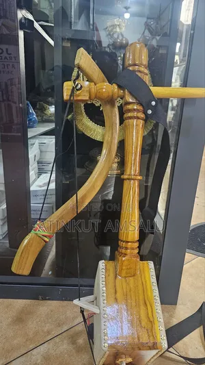 Meseneko(መሰንቆ)