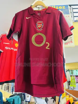 Arsenal O2 Old Famous Kit Highbury Version