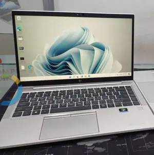 New Laptop HP EliteBook 840 G8 16GB Intel Core I7 SSD 512GB