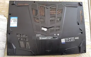 Laptop MSI GF65 Thin 10UE 16GB Intel Core I7 HDD+SSD 500GB