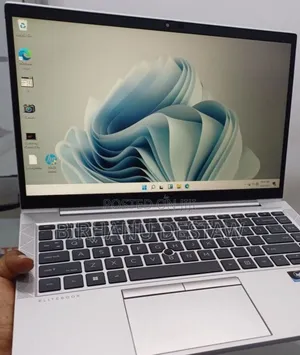 New Laptop HP EliteBook 840 G8 16GB Intel Core I7 SSD 512GB