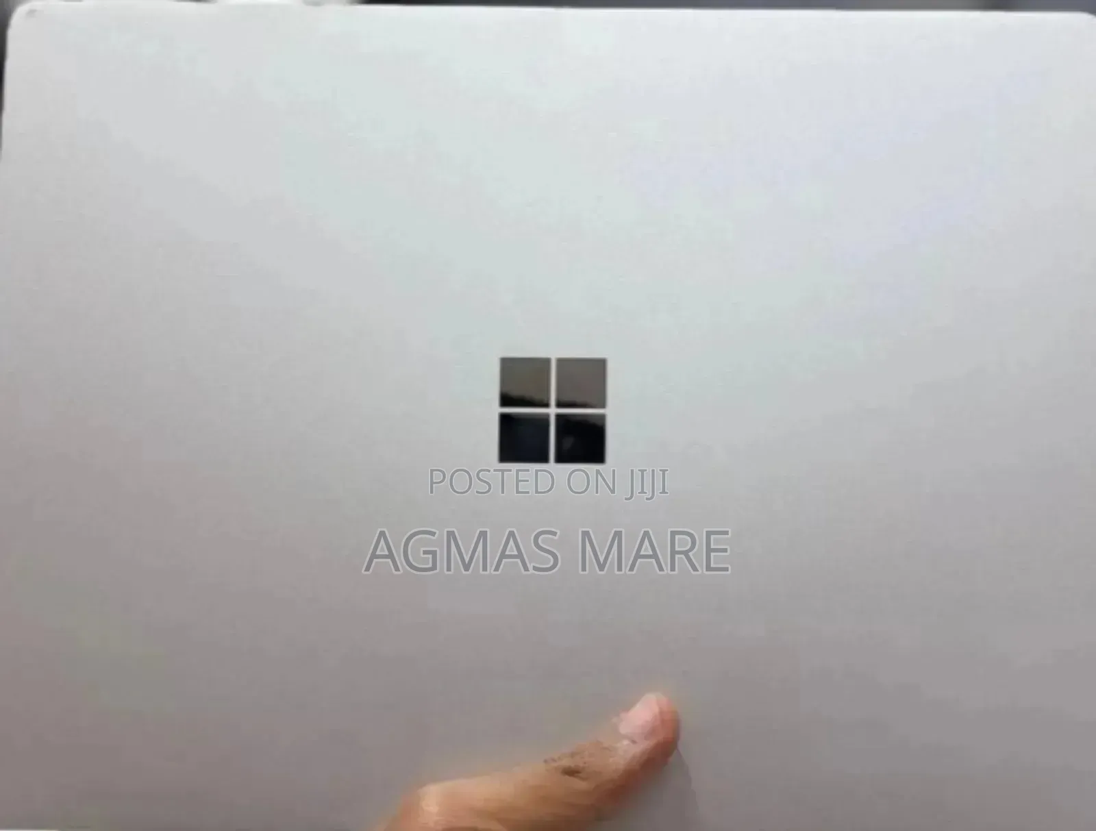 New Laptop Microsoft Surface Go 8GB Intel Core i5 SSD 256GB