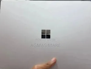 New Laptop Microsoft Surface Go 8GB Intel Core i5 SSD 256GB