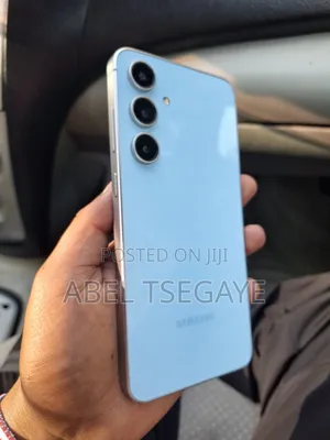 New Samsung Galaxy S24 FE 128 GB Blue