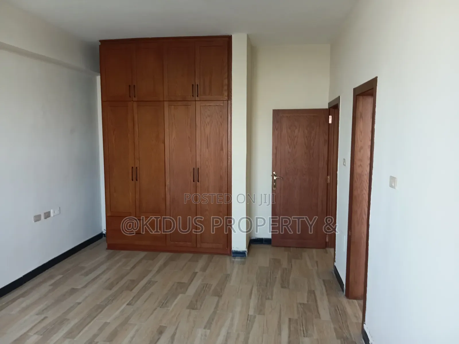 3bdrm Apartment in Mekaele, Nifas Silk-Lafto for rent
