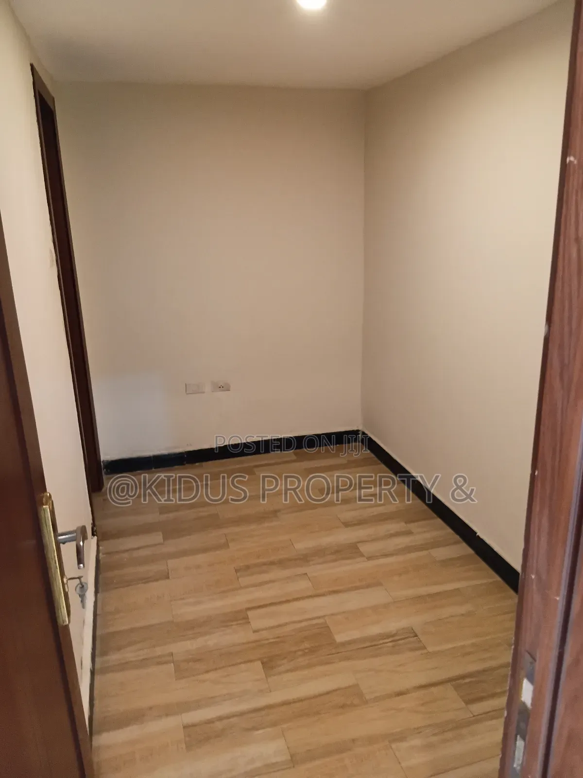 3bdrm Apartment in Mekaele, Nifas Silk-Lafto for rent