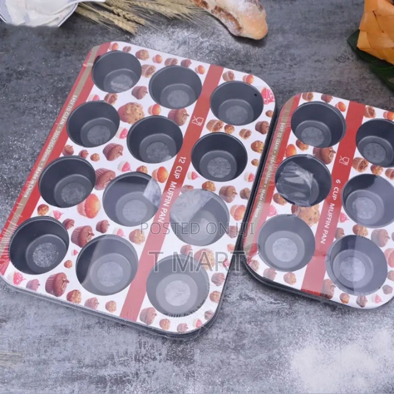 __12 ፒስ Muffin Pan