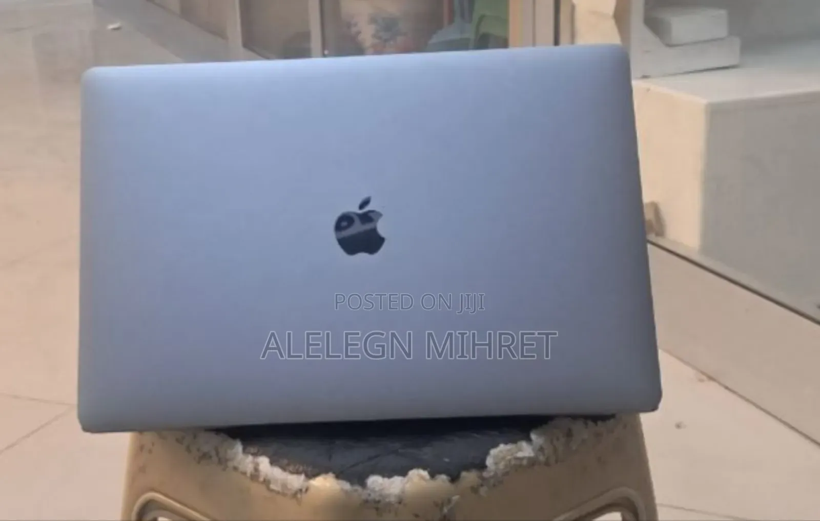 New Laptop Apple MacBook Pro 2019 32GB Intel Core I9 SSD 512GB