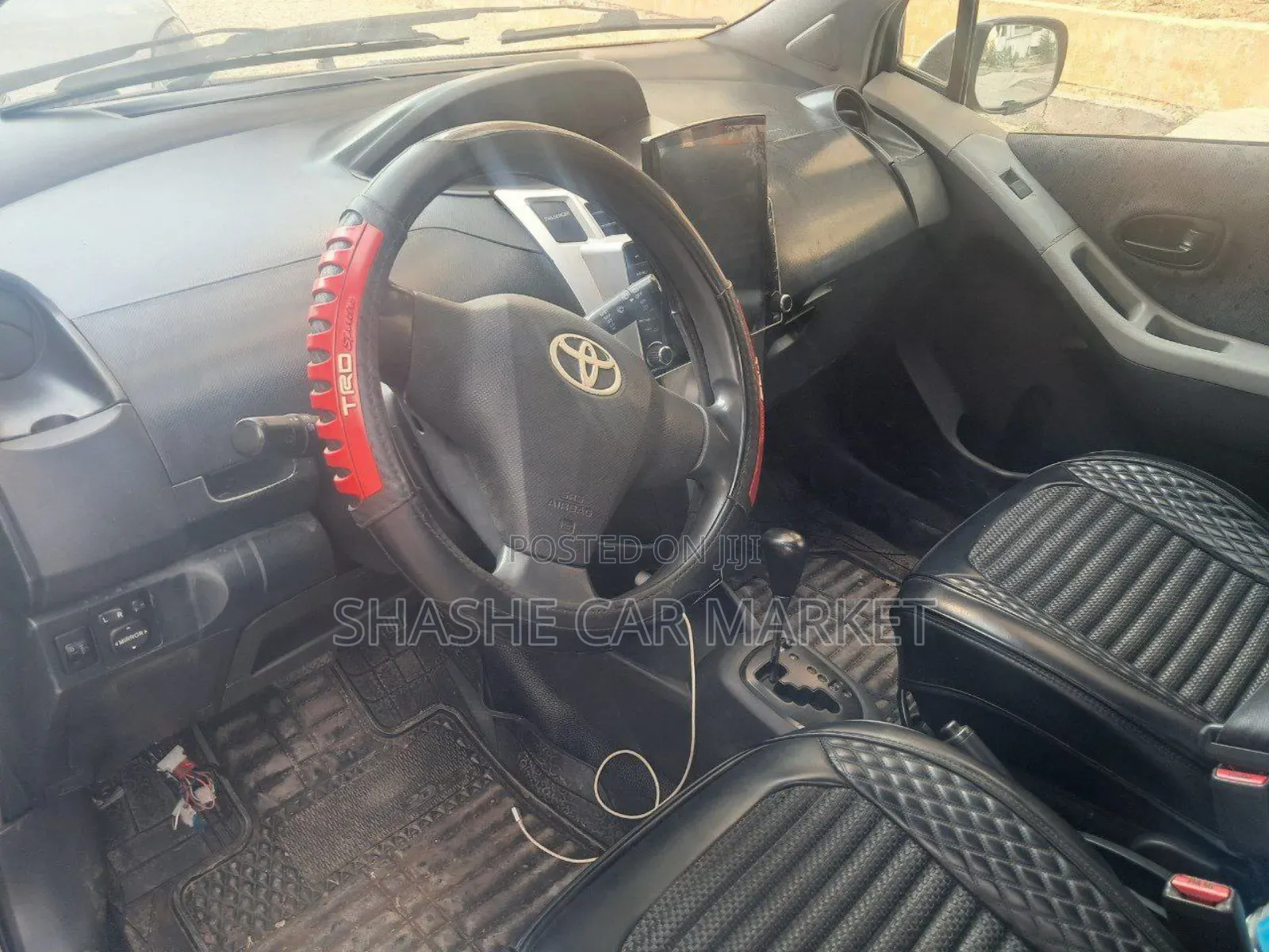 Toyota Yaris 2009 Gray