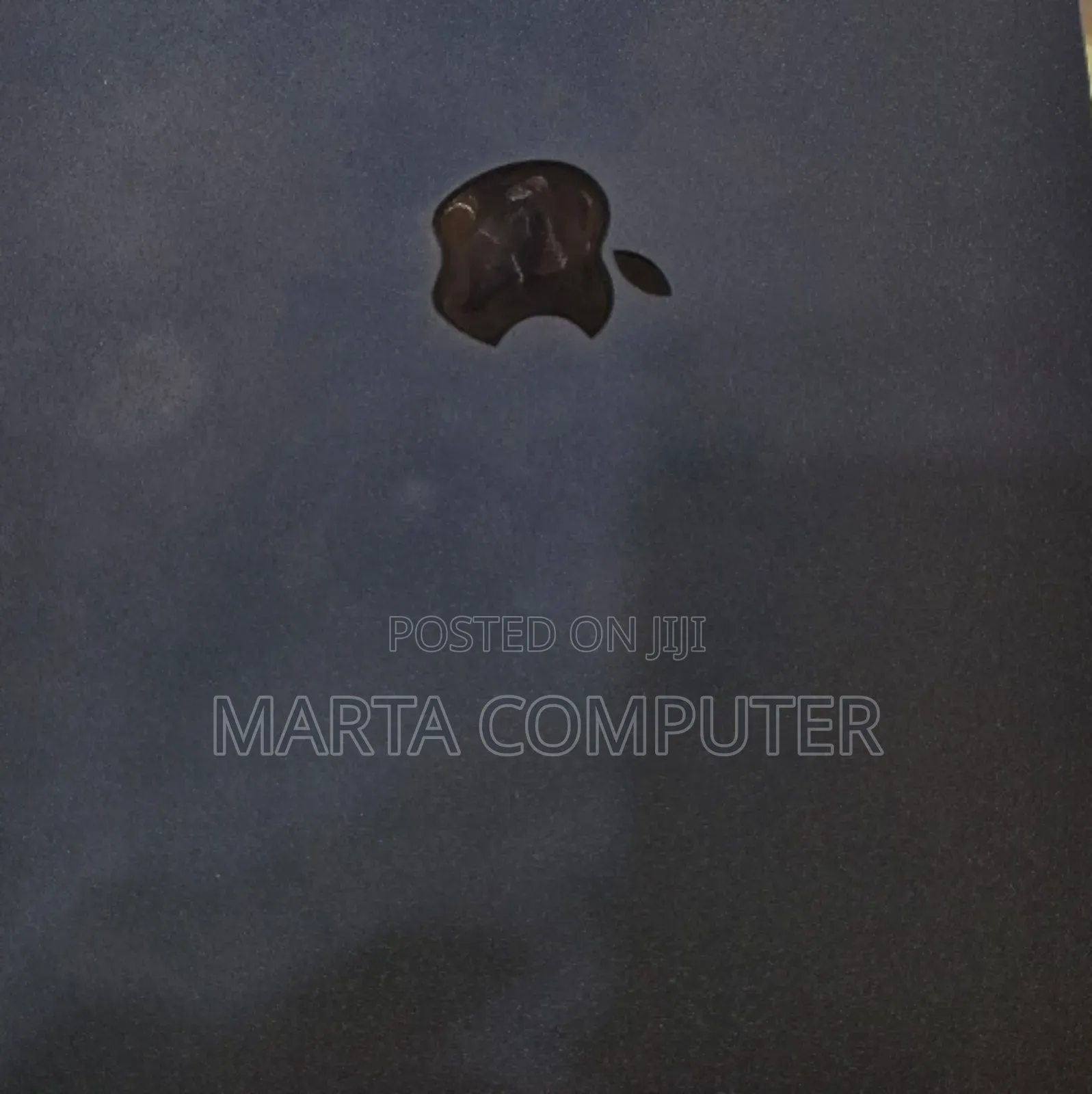 New Laptop Apple MacBook Air 2022 M2 8GB Apple M2 SSD 256GB