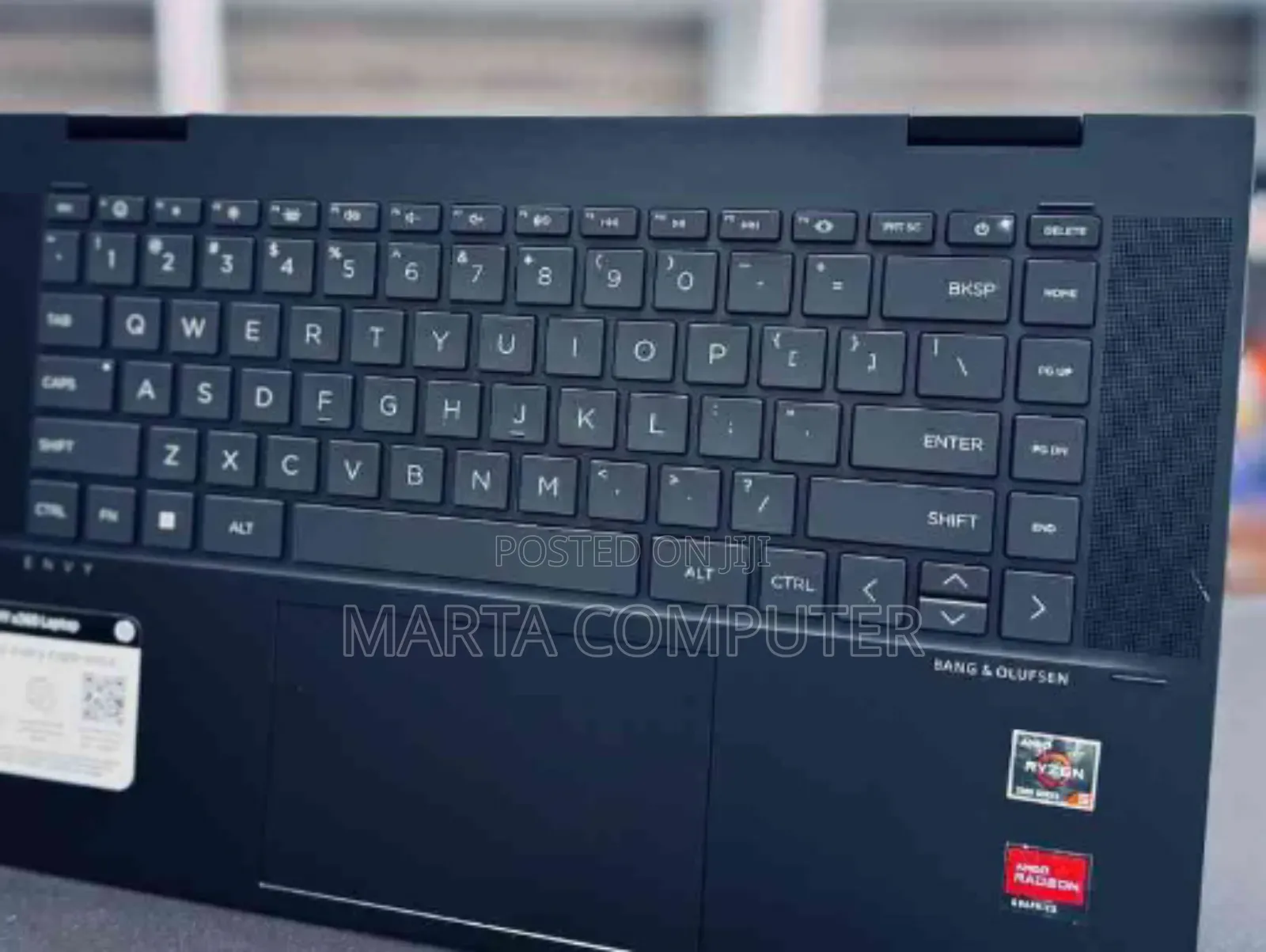 New Laptop HP Envy X360 8GB AMD Ryzen 7 SSD 512GB