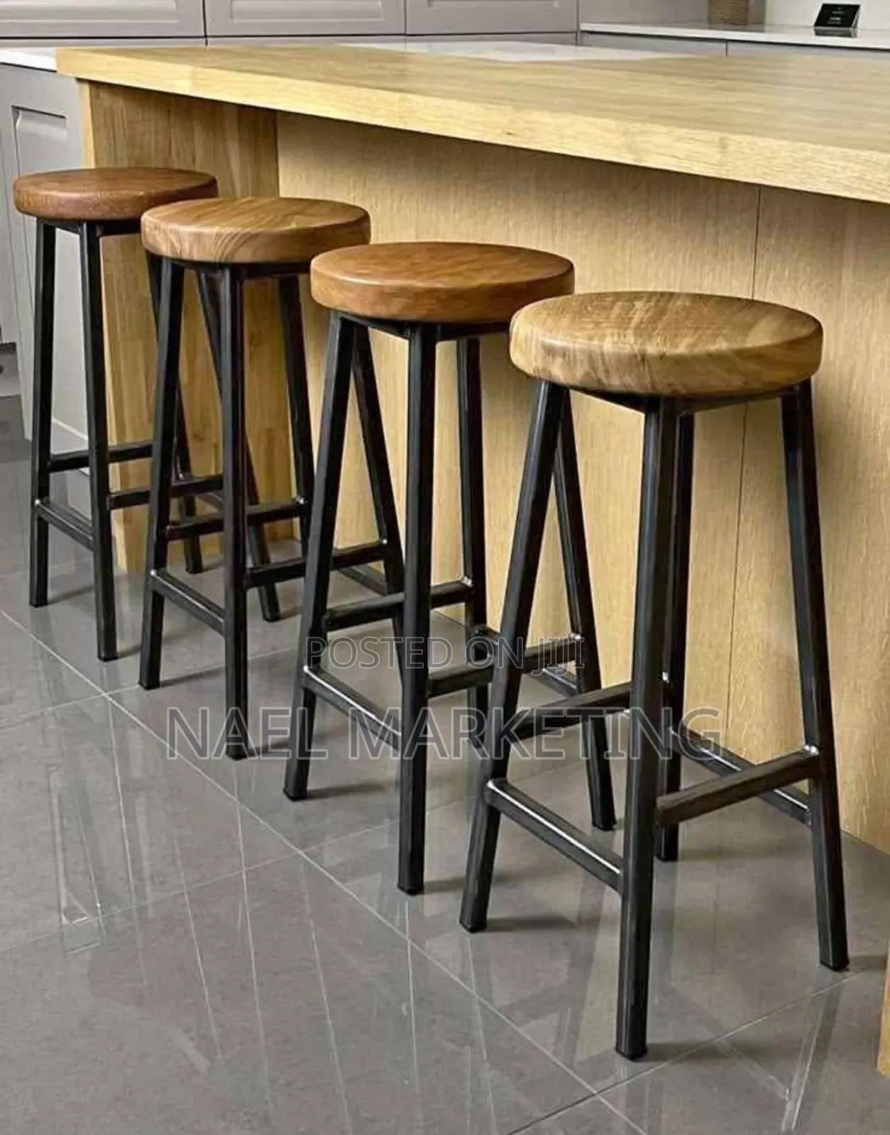 Cafe and Restaurant Table and Chair