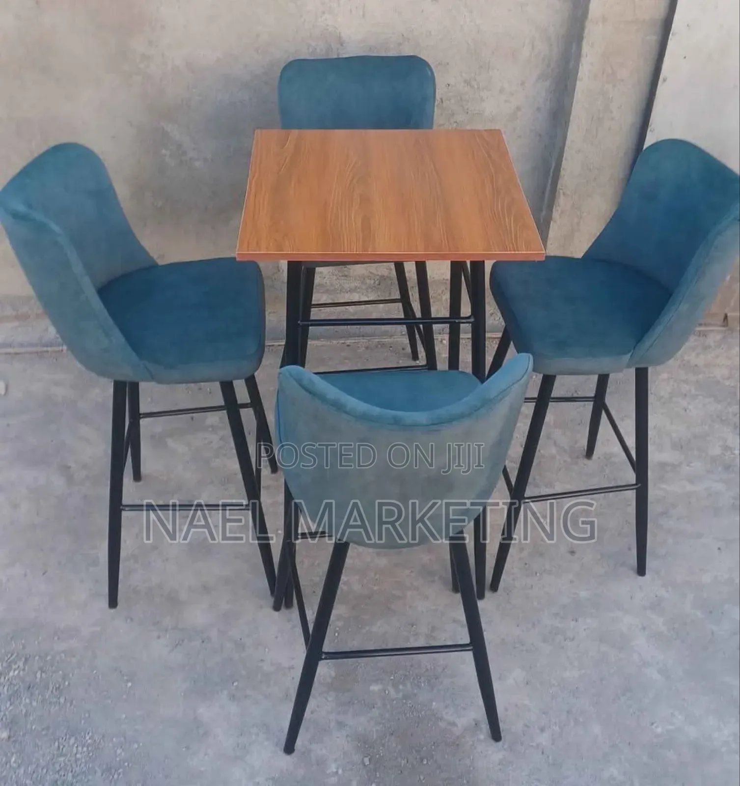 Cafe and Restaurant Table and Chair