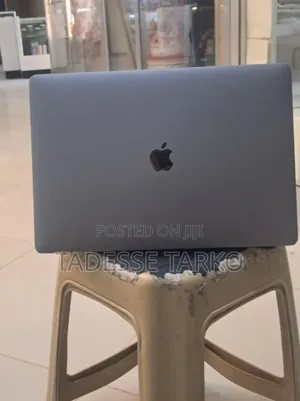 New Laptop Apple MacBook Pro 2019 32GB Intel Core I9 SSD 512GB