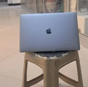 New Laptop Apple MacBook Pro 2019 32GB Intel Core I9 SSD 512GB