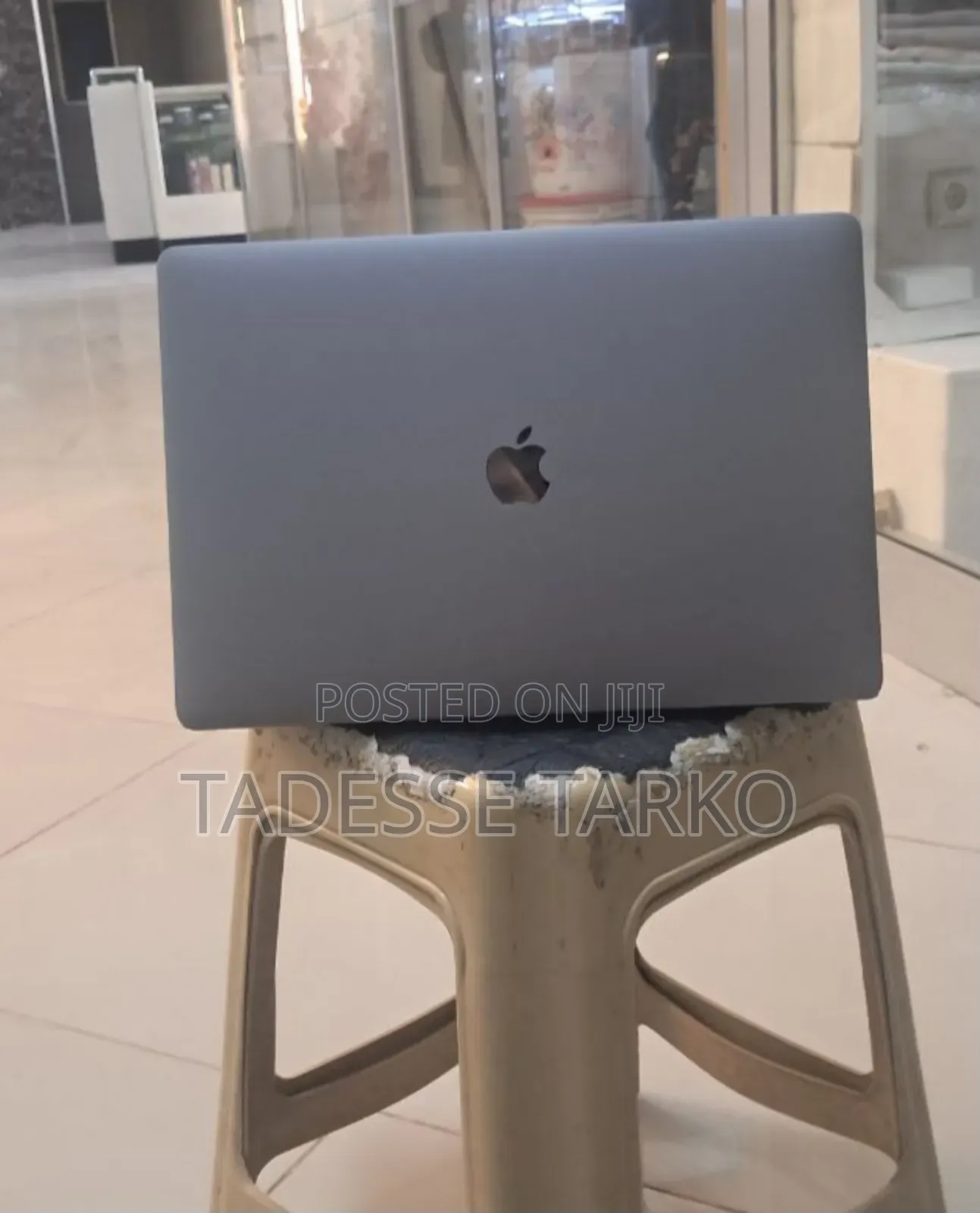 New Laptop Apple MacBook Pro 2019 32GB Intel Core I9 SSD 512GB