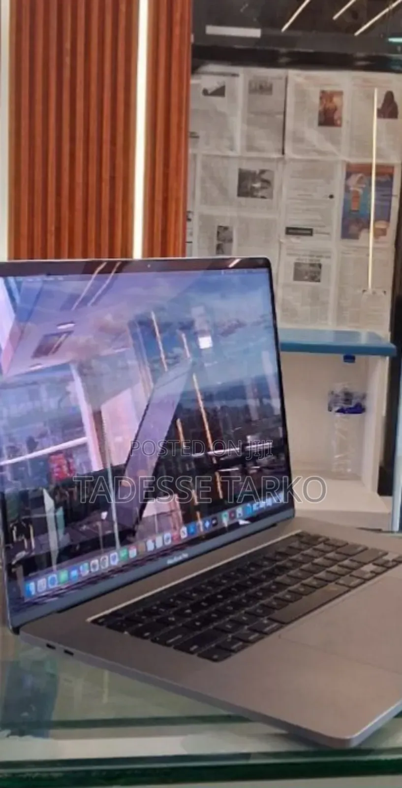 New Laptop Apple MacBook Pro 2019 32GB Intel Core I9 SSD 512GB