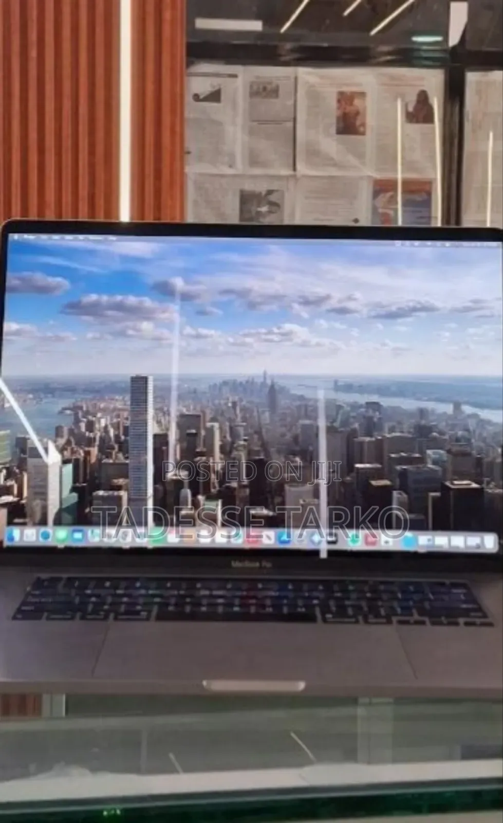 New Laptop Apple MacBook Pro 2019 32GB Intel Core I9 SSD 512GB