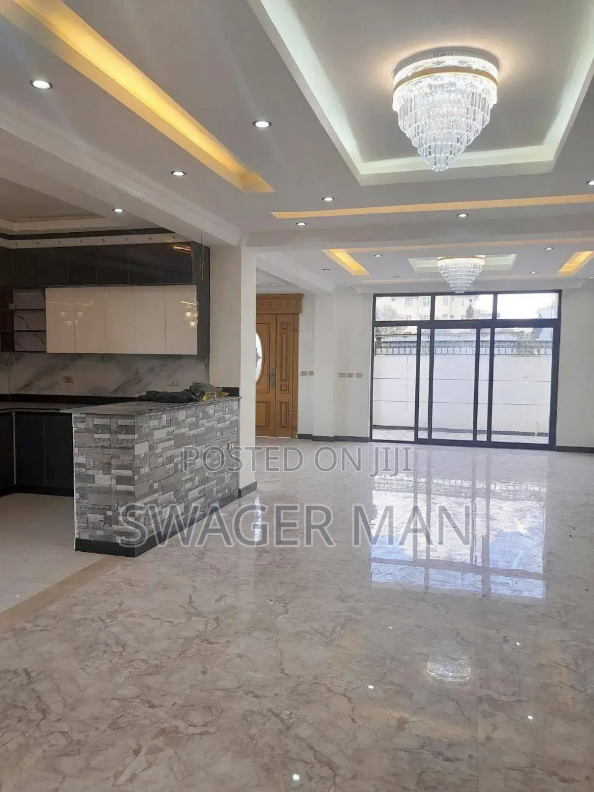 Furnished 7bdrm Townhouse/Terrace in Ayat Compaund, Yeka for sale